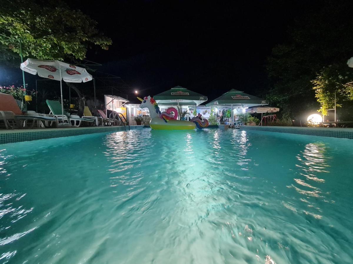 Hotel Rai Obrochishte Εξωτερικό φωτογραφία