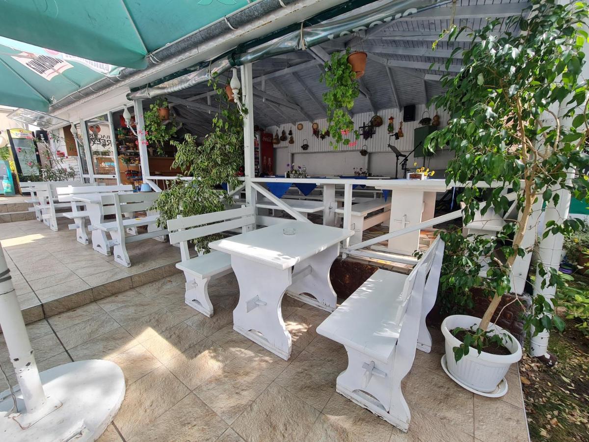 Hotel Rai Obrochishte Εξωτερικό φωτογραφία